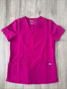 Figs Scrub Top like new
